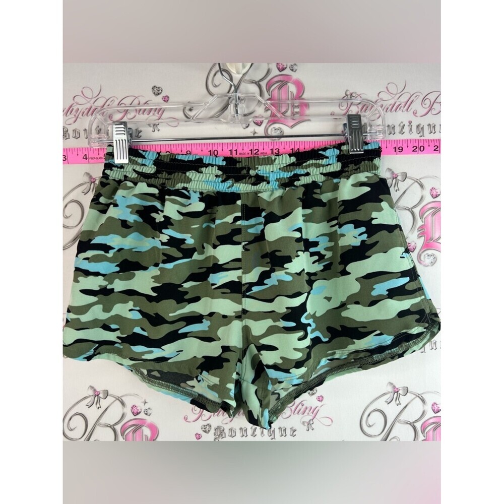 No Boundaries shorts Women’s Camo Athletic Shorts - Green/Black/Light Blue